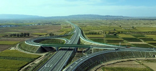 1606441624362984.jpg 公司承建的景中高速公路全線通車試運(yùn)營(yíng).jpg