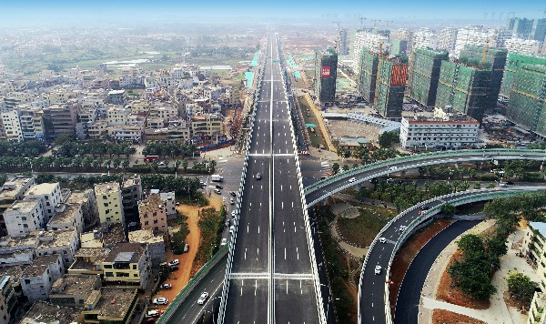 1612162986585604.jpg 海秀快速路二期通車(chē)~1.jpg