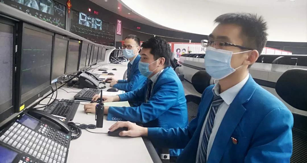 人民日報：開學季，天津地鐵3號線暖心服務，保證師生無憂出行                                                                                                                                                                          